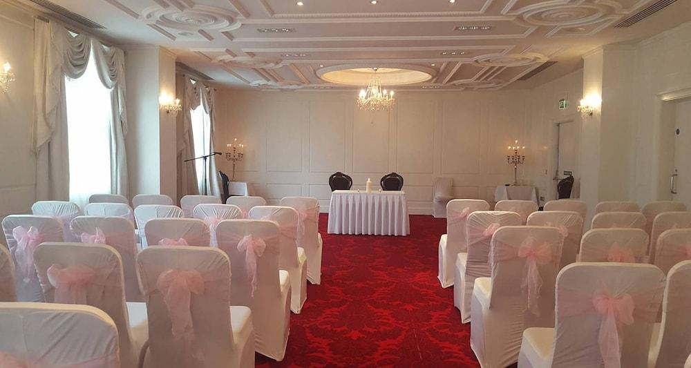 Rochestown Park Hotel & Leisure Centre Корк Экстерьер фото