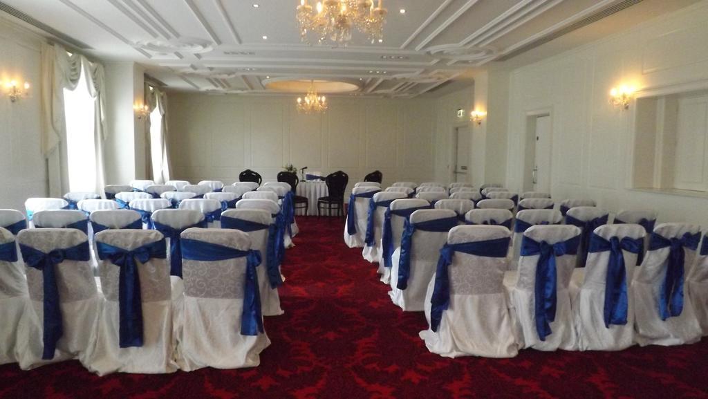 Rochestown Park Hotel & Leisure Centre Корк Экстерьер фото